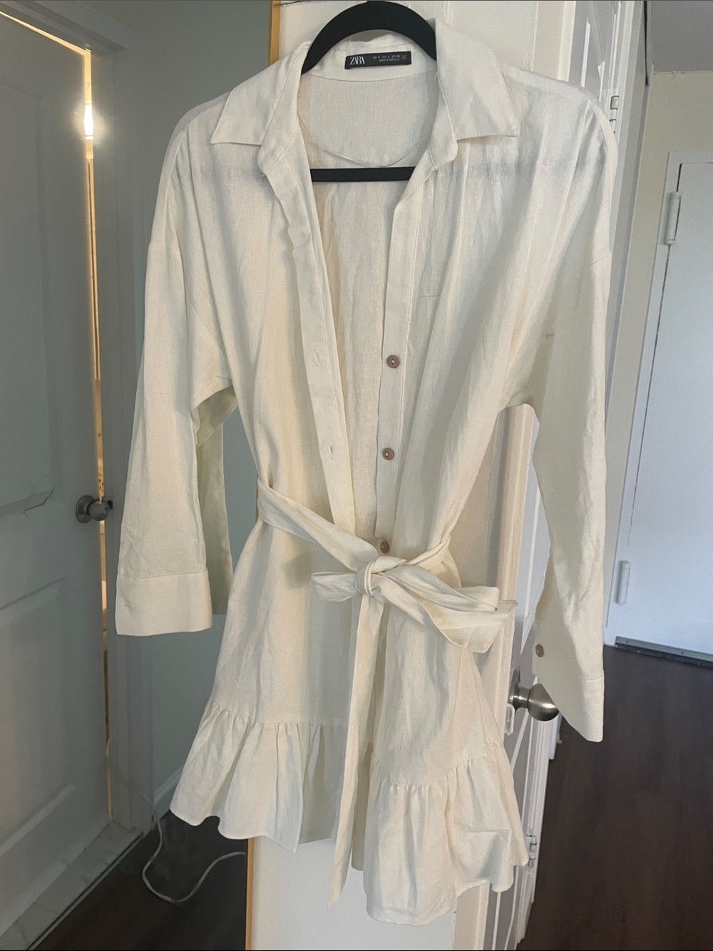 Zara Off-White Button-Down Tie-Waist Ruffle Hem Dress